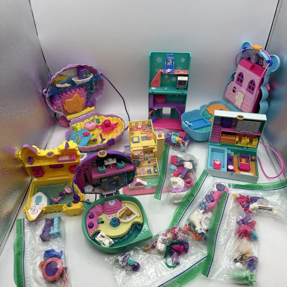 Lot of 7 Polly Pocket Compact Playsets W/  Figures Dolls & Accessories